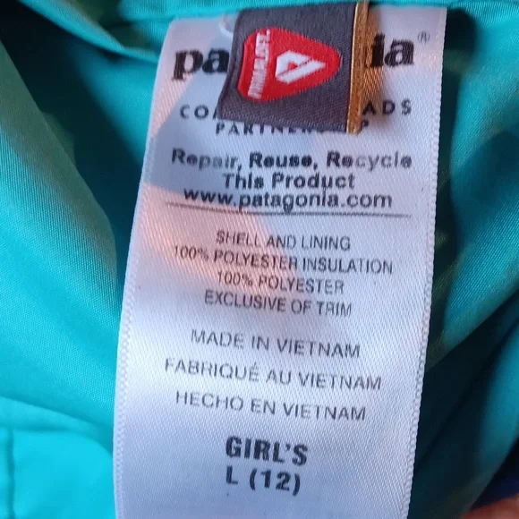 Patagonia Kids Blue Quilted Jacket Size L(12)